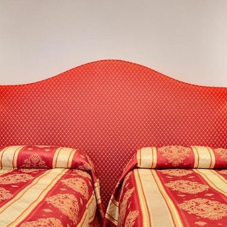 Heart Of Biennale Apartment Venice Exterior photo